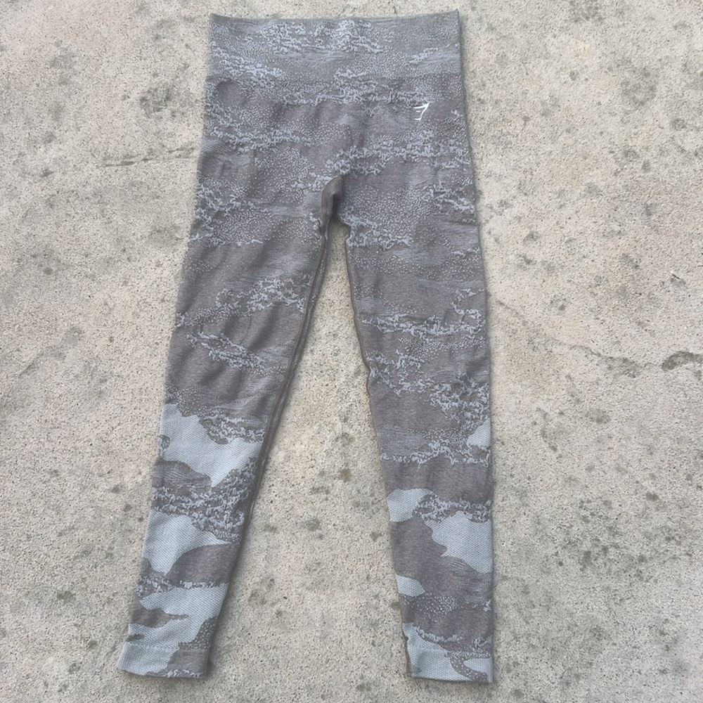 Gymshark Adapt Seamless Pebble Grey/Soul Brown Camo Leggings Women's Size M